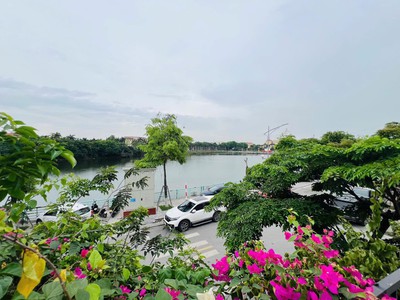 Bán đất 3 mặt tiền view hồ Bảo Sơn, Vĩnh Yên, Vĩnh Phúc. Giá chỉ 100 triệu/m2 2