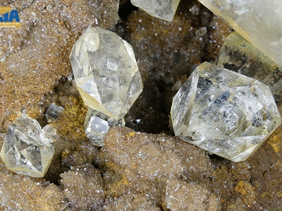 Đào Tạo Kiểm Định Đá Quý Chìa Khóa Nâng Tầm Giá Trị Trong Kinh Doanh Trang Sức 0