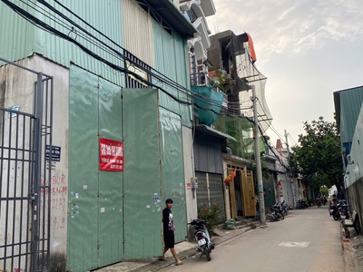 Cho thuê kho góc 2 mặt tiền, vị trí thuận tiện xe tải ra vào 24/7, khu Bình Trị Đông A, Bình Tân 8