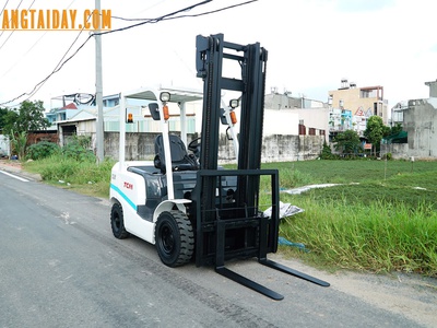 Xe nâng dầu Unicarriers  TCM  FD25T14 2