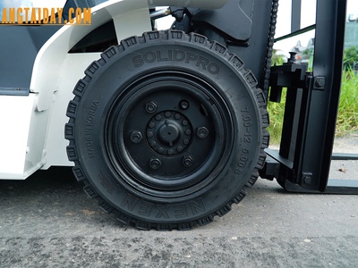 Xe nâng dầu Unicarriers  TCM  FD25T14 7