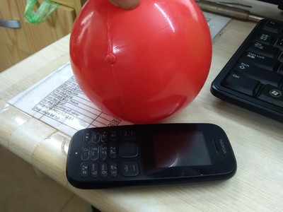 Bóng nhựa mềm nhiều màu cho bé vui chơi 9