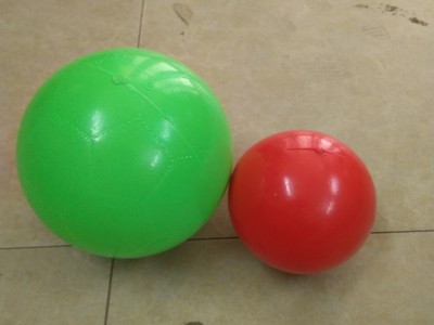 Bóng nhựa mềm nhiều màu cho bé vui chơi 7