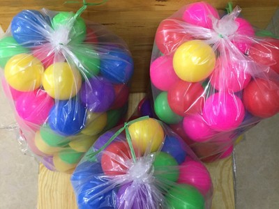 Bóng nhựa mềm nhiều màu cho bé vui chơi 12