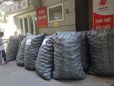 Bóng nhựa mềm nhiều màu cho bé vui chơi 3