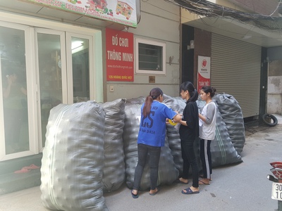 Bóng nhựa mềm nhiều màu cho bé vui chơi 2