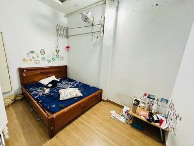 Bán nhà đường số 9, phường linh tây, thủ đức, tp hcm. dt 76m2, cấp 4,  sổ hồng,  giá 4.1 tỷ 3