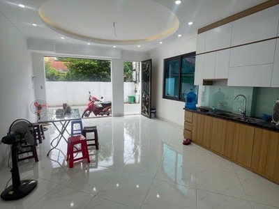 Siêu phẩm cực hiếm - bay nhanh - ô tô tránh - mặt phố kinh doanh - lô góc 2 mặt tiền 0