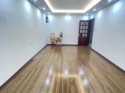 Bán căn hộ tập thể tầng 2 - khu a13 thanh xuân bắc - ô tô đỗ chân cầu thang - vị trí đắc địa 1