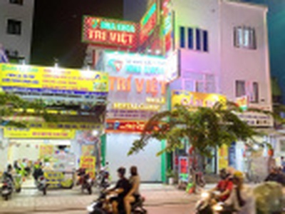 Bán căn mt dương quảng hàm p5 dt:4x14,5m 2 lầu , giá :14,5 tỷ, vị trí trung tâm sầm uất nhất gò vấp 4