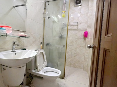 Nhà 4 tầng nở hậu l mặt tiền view bờ kè lò gốm p12q6. giá: 8.6 tỷ 3