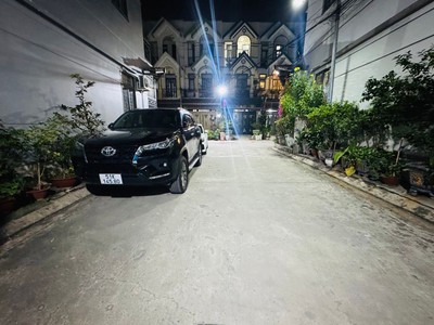 Nhà tl19 q12 55m2 3 tầng ô tô đậu giá 5.x tỷ 1