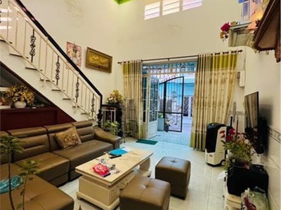 Nhà đường lac long quân quận tân bình phường 10 cũ. 1