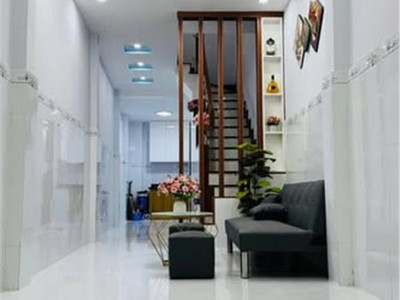 Nhà đường cách mạng tháng 8 quận 3 phường 10 cũ 0