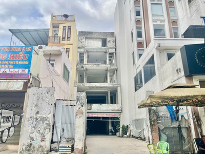 Bán gấp nhà 2 mặt tiền 6 lầu ngang 8m x dài 35m đường điện biên phủ bình thạnh 2