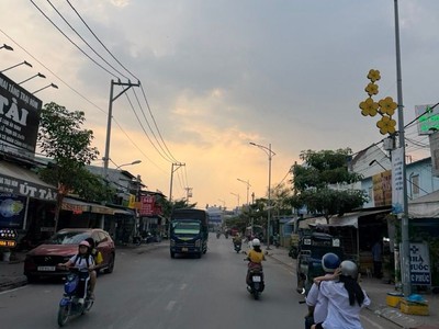 Bán nhà kdc trung nhân q12   4 tầng btct   chỉ 5.x tỷ 4