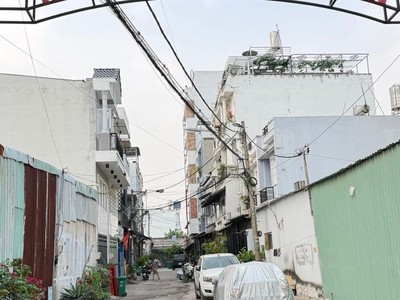 Bán nhà kdc trung nhân q12   4 tầng btct   chỉ 5.x tỷ 1