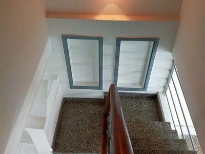 Bán nhà 54m2 ,hxh , phú hữu  , quận 9, giá  4 tỷ 900 1