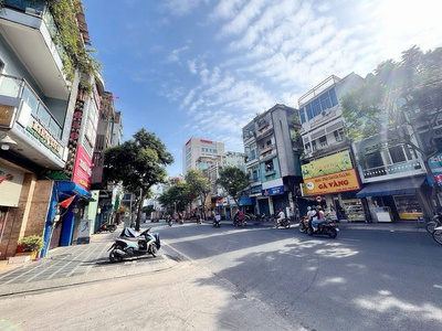 Bán nhà 4 tầng mtkd đ.điện biên phủ, quận 3 - dt 66m2 - nhà 2 mt trước sau vừa ở vừa kd siêu đỉnh - 1