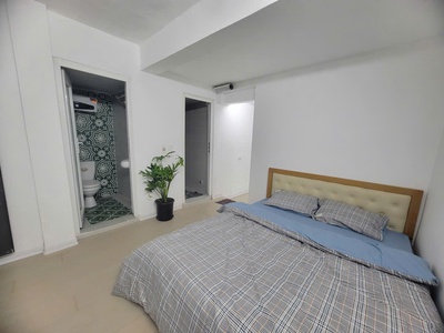 Nhà đẹp- giá tốt chính chủ cần bán nhanh căn nhà tầng 2 tập thể bách khoa hà nội 1