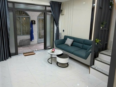 Bán gấp nhà lê đức thọ gò vấp chỉ 3,85 tỷ tới 32m2 , 2 tầng, tặng nội thất, hẻm ba gác, tiện ích 2