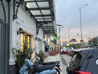 Bán shophouse tại lakeview city, 62 tỷ, 168m2,có thương lượng 8,4x20 2