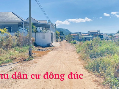 Đất hẻm thống nhất, đức trọng, lâm đông, 346m2 chỉ 3,5 tỷ, có bớt 2