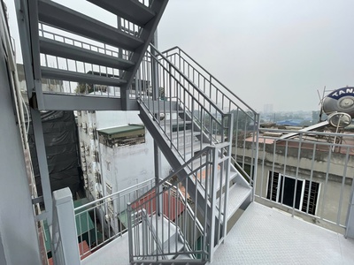 Cho thuê Tòa Văn Phòng 9 Tầng Mặt Phố Ngô Gia Tự.  DT 315m2, MT 8.3m nở hậu. Giá 150 TỶ 3