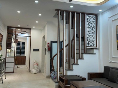 Thịnh Quang Trung tâm gần ô tô Nhà 6 tầng Thang máy Ngõ rộng Tiện ích đầy đủ 12