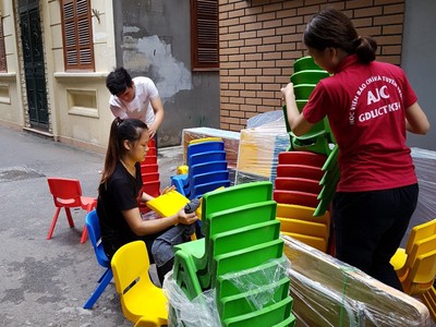 Bàn và ghế mầm non, cho trường mầm non mẫu giáo nhà trẻ hoặc các tổ chức cần đi từ thiện sẵn nhiều 2