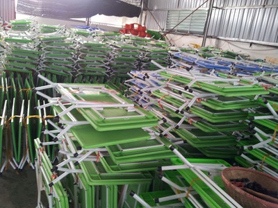 Bàn và ghế mầm non, cho trường mầm non mẫu giáo nhà trẻ hoặc các tổ chức cần đi từ thiện sẵn nhiều 1