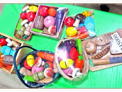 Mâm ngũ quả bằn gỗ có thớt và dao gỗ cắt ra dính lại 6