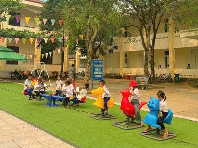 Thú nhún lò xo, người ngồi lên được loại to đại  nhún nhảy điệu nghệ hơn 200 mẫu 0