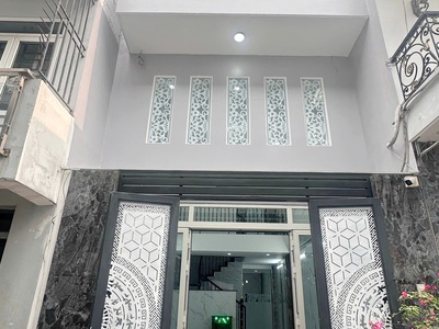 Nhà đường trước nhà 5m oto tới nhà châu thị hóa 0