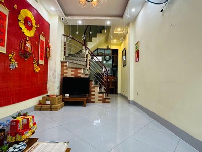 Bán nhà trạm trôi   hoài đức  nhà trạm trôi 3 tầng 33m  hơn 4 tỷ   3 phòng ngủ 0