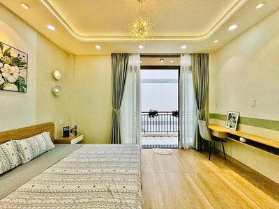 Hàng hiếm quận5  hẻm 5m, 6tầng có tm, sau lưng mặt tiền cao đạt 40m 12.5tỷ 3