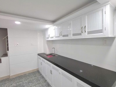 Chỉ 9.5 tỷ, mặt tiền 6tầng sát ngả 4 nguyễn tri phương vĩnh viễn quận 10 4