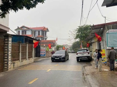 Hiếm   chính chủ bán gấp lô đất siêu vip - vị trí kinh doanh đẹp có 1-0-2. giá chỉ 3xtr/m 4