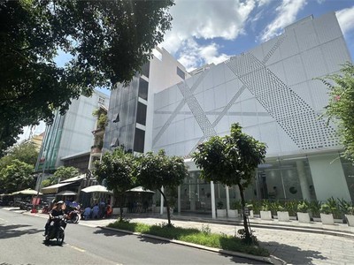 Mặt tiền trung tâm quận 3, khu rất hiếm nhà bán, dòng tiền thu nhập 2,4 tỷ/năm 4