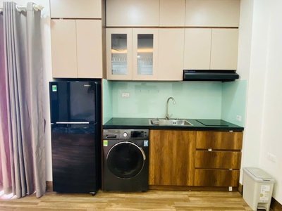 Cho thuê ccmn thoáng sáng ban công 169 cự lộc, thanh xuân ngã tư sở 4