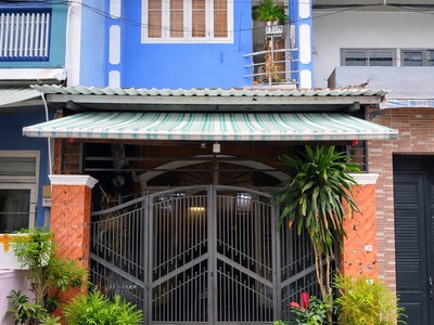 Ngay phố ẩm thực tân phú nhà 2 mặt hẻm tải tránh 2 tầng 68m nở hậu nhỉnh 7 0