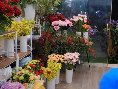 Sang nhượng cửa hàng hoa tươi vào là kinh doanh ngay 1