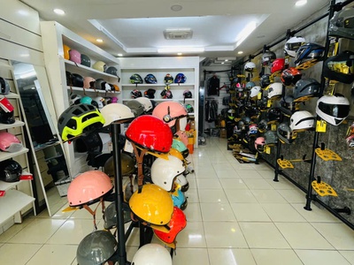 Nguyên căn mặt tiền, hưng phú, 63m2, 3 tầng, 3 pn, 15tr/th 2