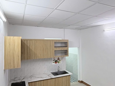 Bán nhà trung tâm nha trang, đường ô tô quốc tuấn   gần lê hồng phong   5,5 tỷ 2