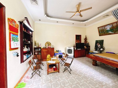 Phố quan nhân-75m 3tầng 6mmt-lô góc,3 thoáng-gần hồ-ôtô vào nhà-kinh doanh-14,8 tỷ 0