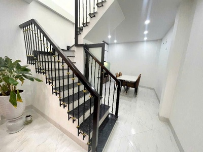 Nhà xây mới chỉ 2x, oto đỗ cửa 2