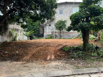 Chính chủ cần bán lô đất sổ đỏ  tp tuyên quang - bán trước tết 1