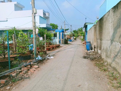 Cần bán dãy trọ 250m2 có 11 phòng mt đường nhựa 0