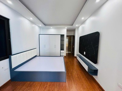 16 Tỷ Cửa Bắc 7 Tầng Thang Máy Dòng Tiền 650Tr/Năm 45M2 Xây Mới 1