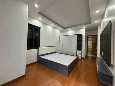 16 Tỷ Cửa Bắc 7 Tầng Thang Máy Dòng Tiền 650Tr/Năm 45M2 Xây Mới 2